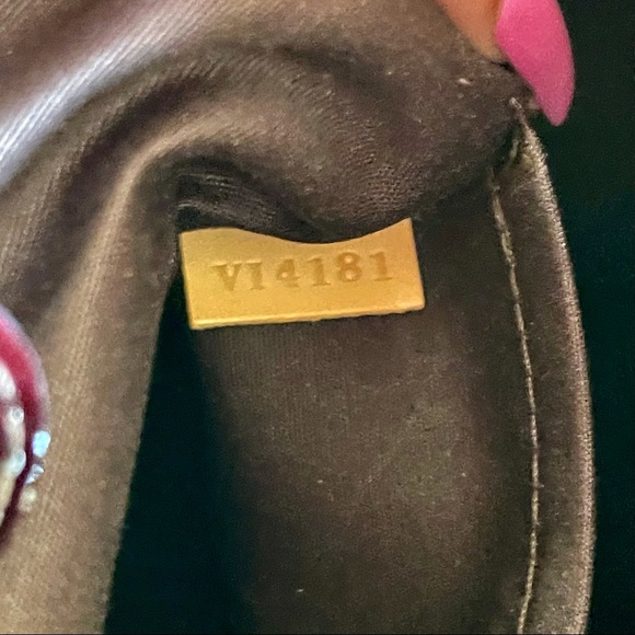 LOUIS VUITTON “Melrose Avenue” Bag - Picture 14 of 14